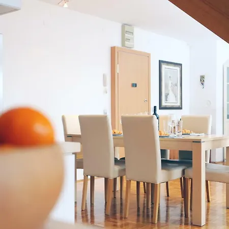 Penthouse Apartmán *